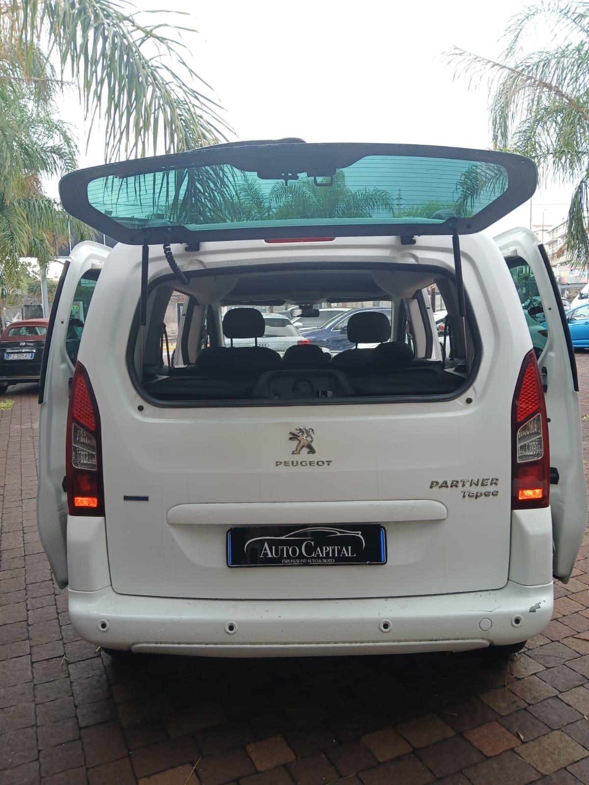 Peugeot Partner Tepee BlueHDi 100 Outdoor