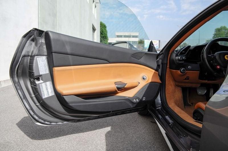 Ferrari 488 GTB full carbonio