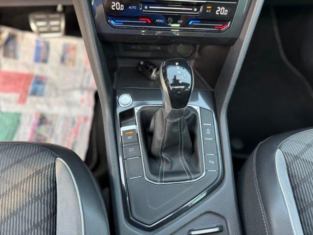 VOLKSWAGEN Tiguan 2.0 TDI R-Line TETTO APRIBILE