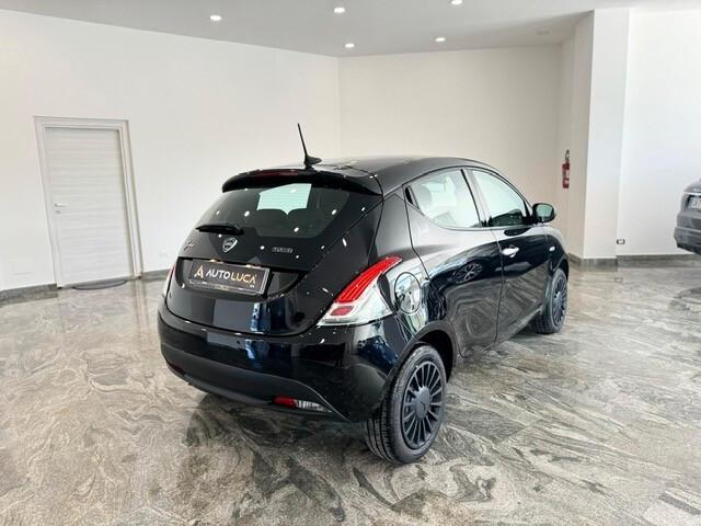 Lancia Ypsilon 1.0 FireFly 5 porte S&S Hybrid Ecochic UnYca