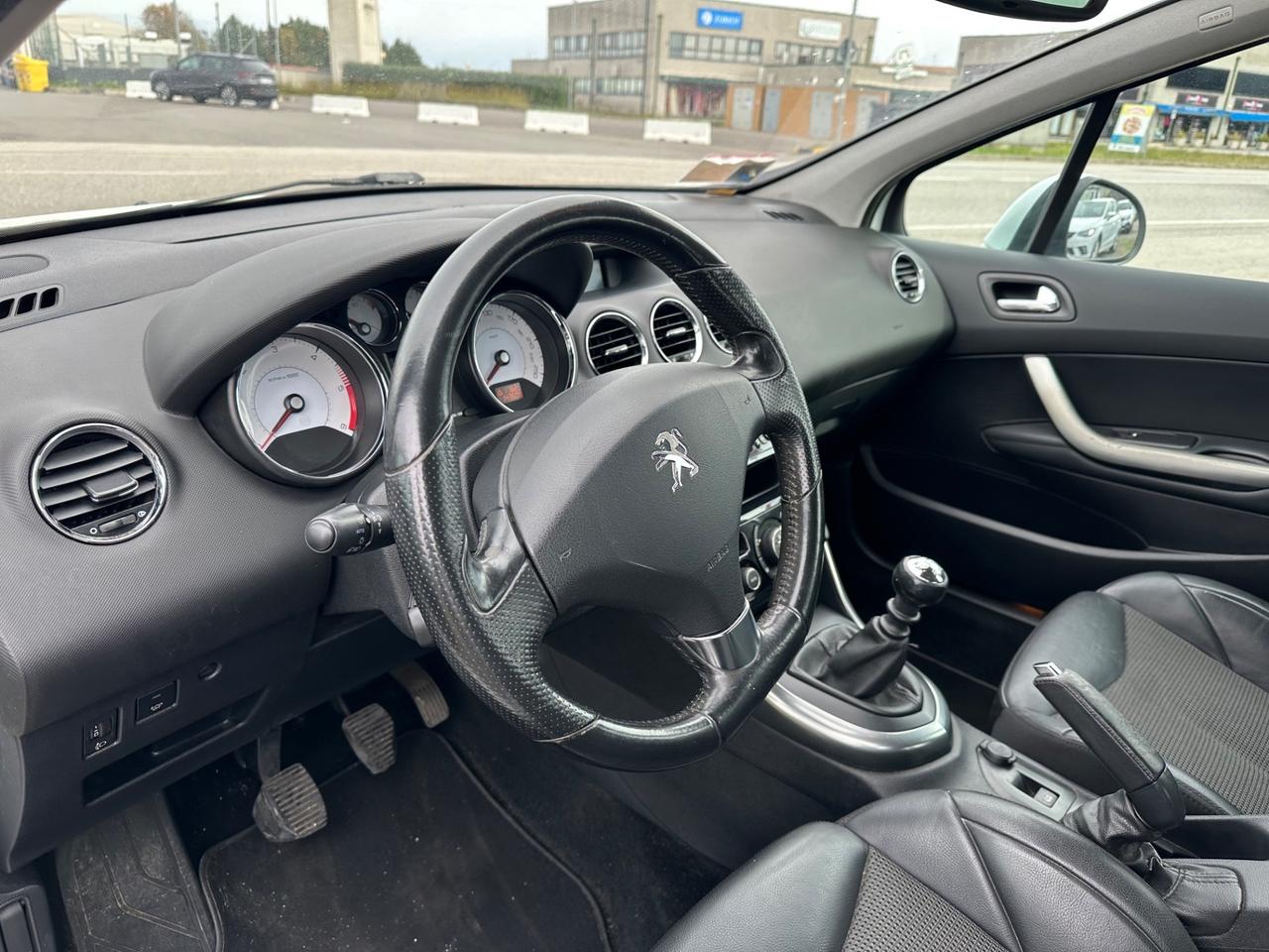 Peugeot 308 1.6 8V e-HDi 112CV Stop&Start 5p. Allure