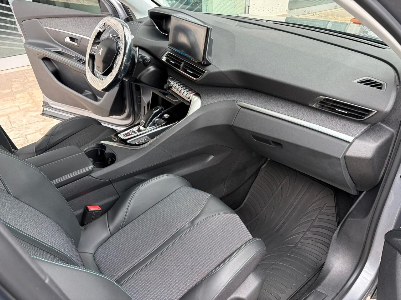 Peugeot 5008 BlueHDi 130 S&S EAT8 Allure Pack