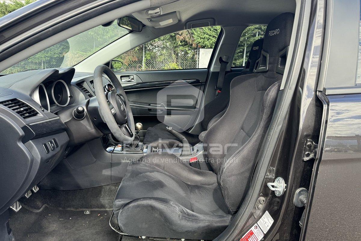 MITSUBISHI Lancer Evolution 2.0 T S-AWC GSR