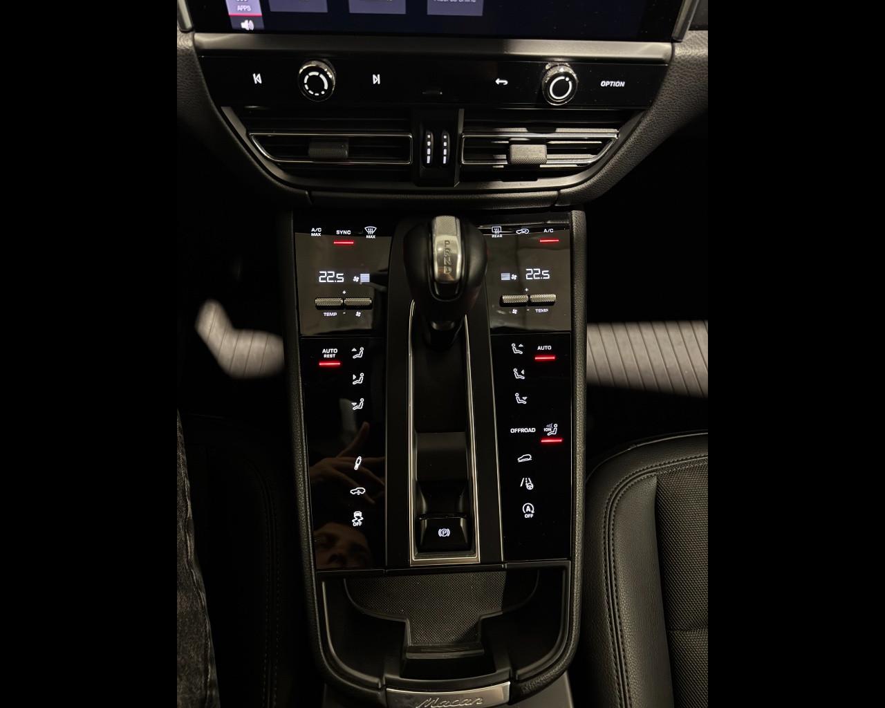 PORSCHE MACAN 2.0 PDK