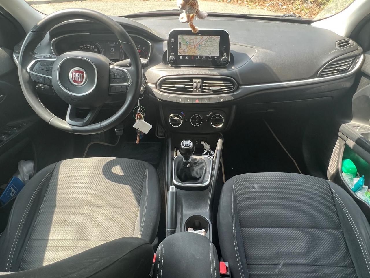 Fiat Tipo Lounge 1.4 Turbo LPG #11718