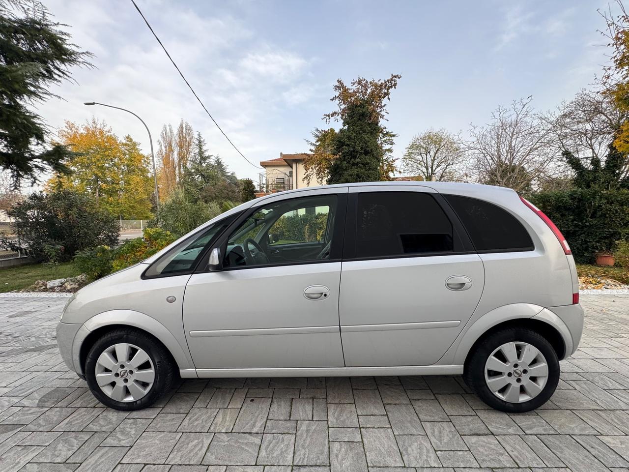 Opel Meriva 1.6 16V Cosmo OK NEOPATENTATI
