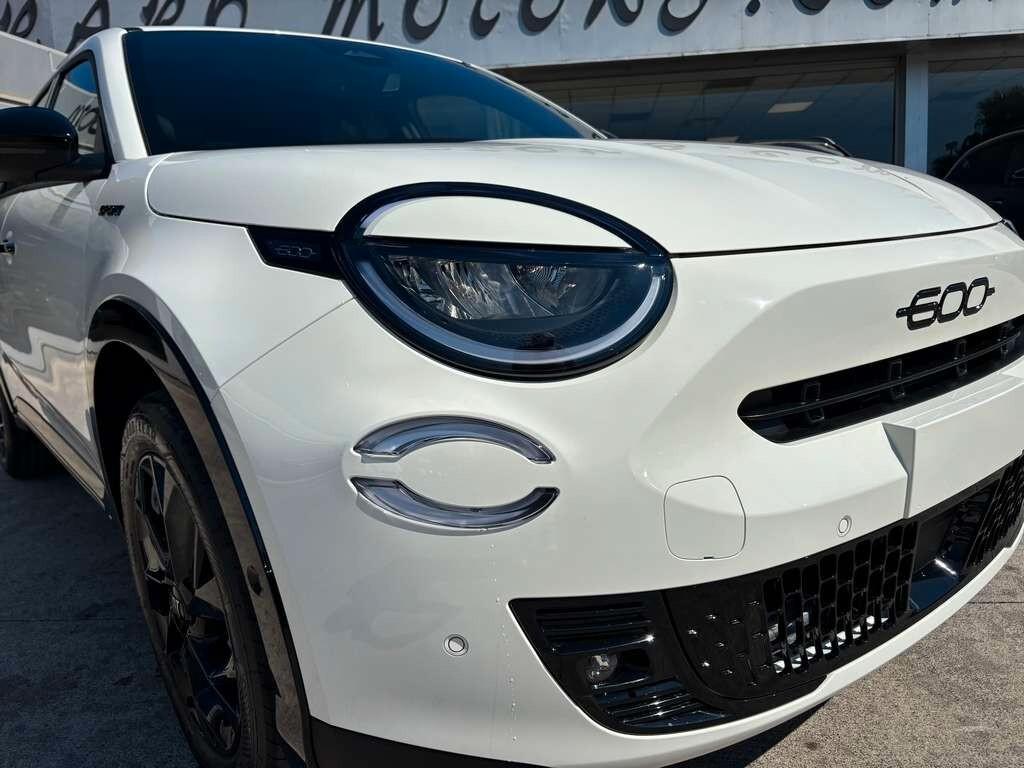 Fiat 600 Hybrid 145 CV DCT MHEV Sport 2026 / KM 0 IVA ESPOSTA Tua a solo 269 Euro al mese