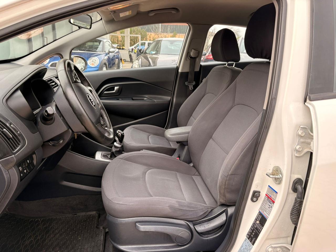 Kia Rio 1.1 CRDi 5p. Cool