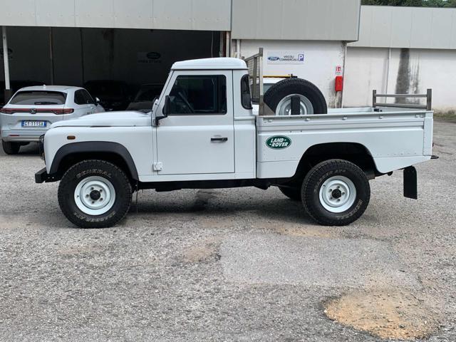 LAND ROVER Defender 110 2.2 TD4 High Capacity Pick Up