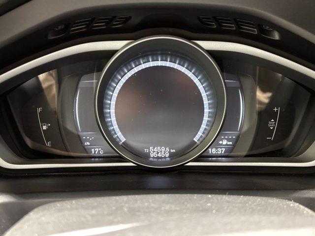 VOLVO V40 Cross Country D2 Business Plus