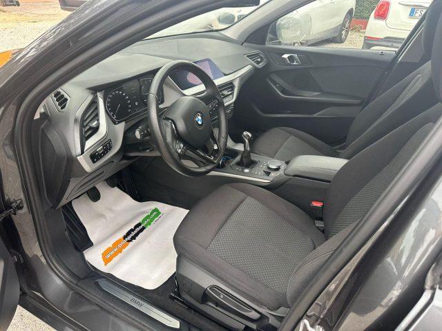 BMW 118 i 5p. Business Advantage