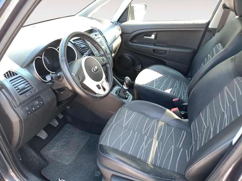 KIA Venga 1.4 crdi Cool c/t.panoramico,r.vel. s/navi 90c