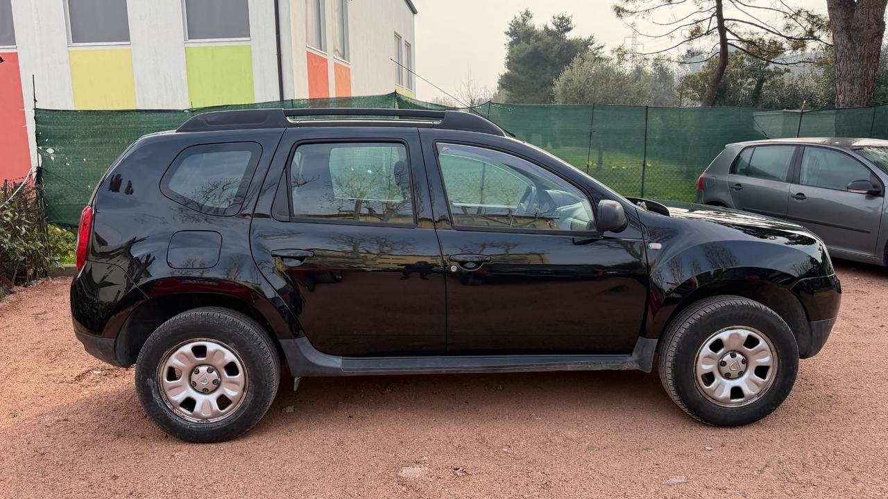 Dacia Duster 1.6 benzina 110CV 4x2 Lauréate