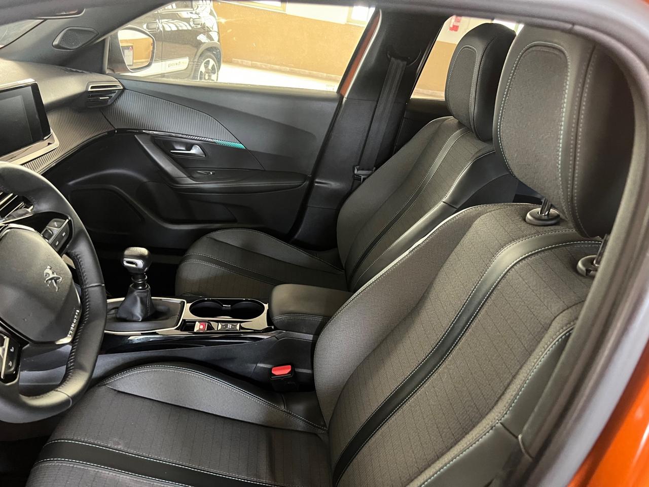 Peugeot 2008 PureTech 100 S&S Allure