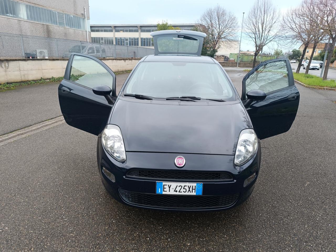 Fiat Punto 1.4 natural Power 2015 SOLO 134.000 KM