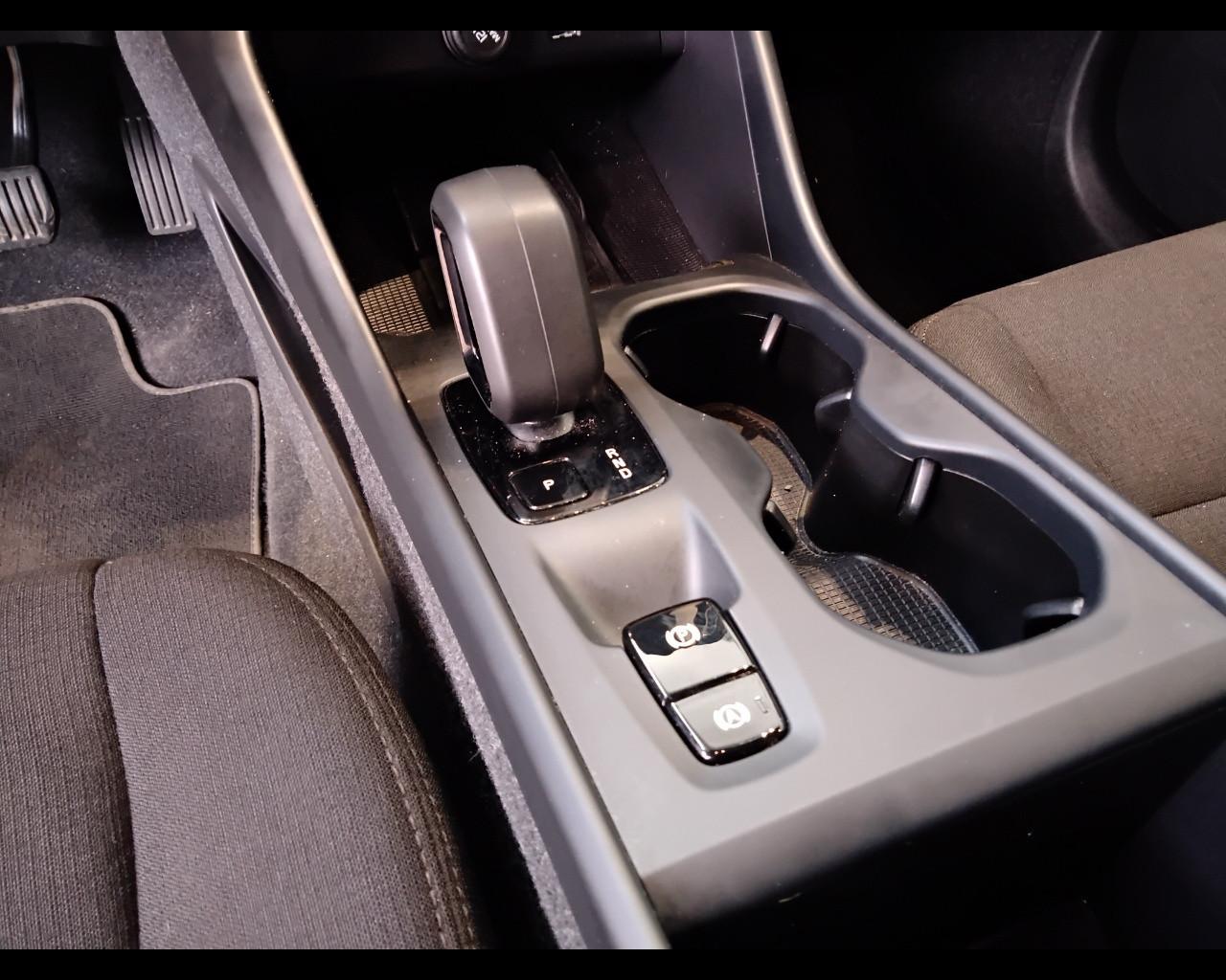 VOLVO XC40 2023 - XC40 1.5 t2 Essential auto