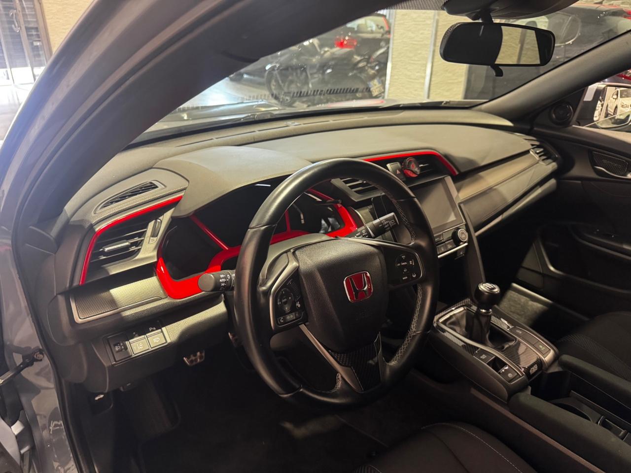 Honda Civic 1.0T 5 porte Executive Premium CVT