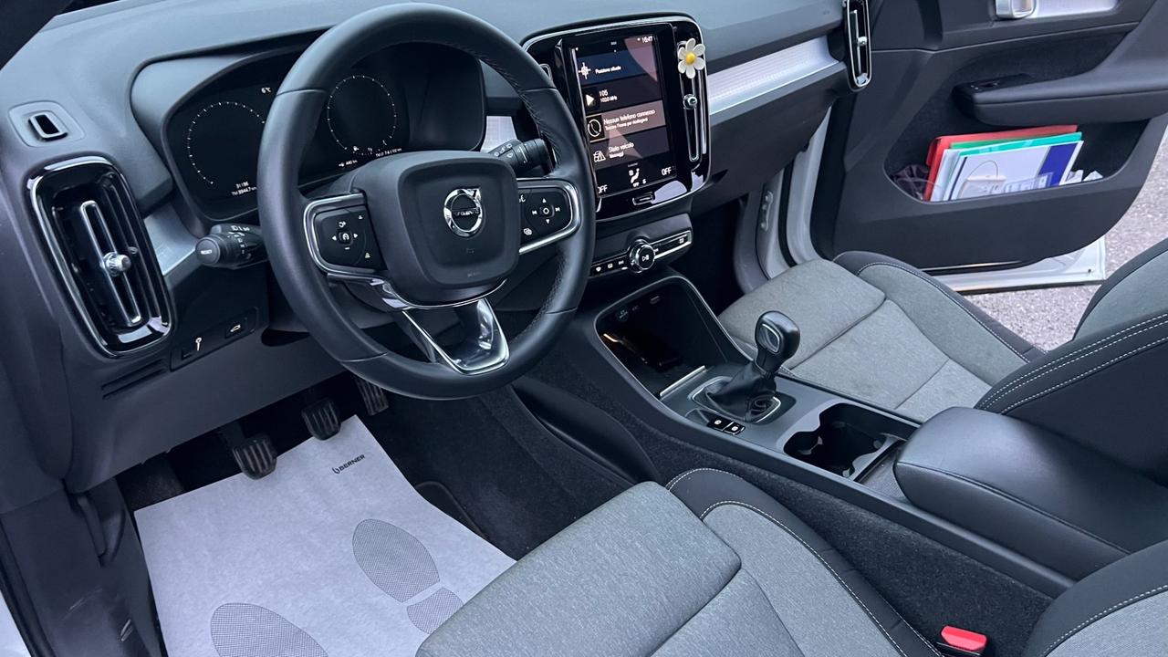 Volvo XC40 T2 Core CONTO ESPOSIZIONE