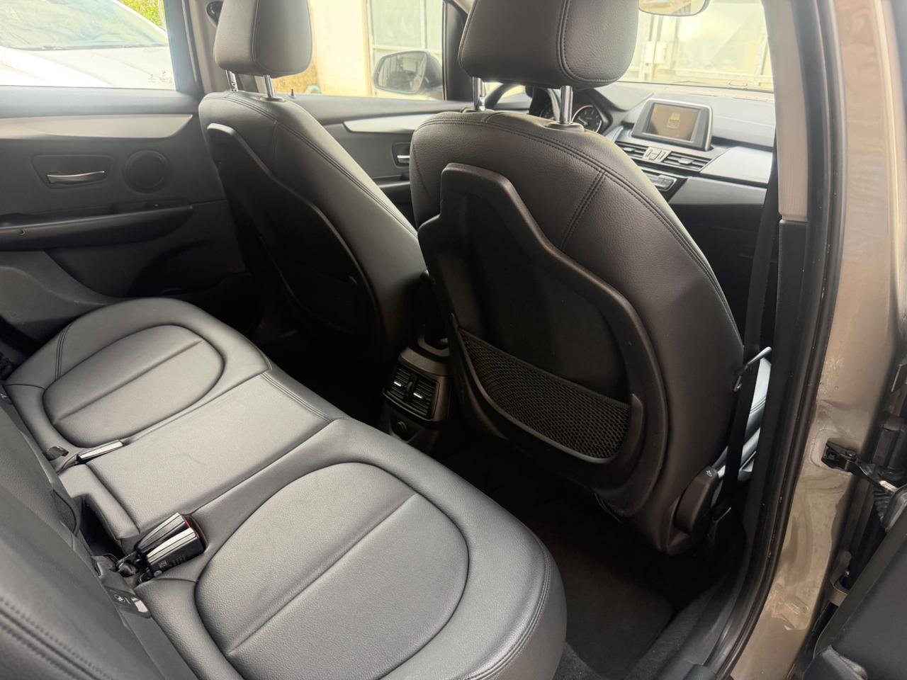 Bmw 218d Active Tourer Luxury