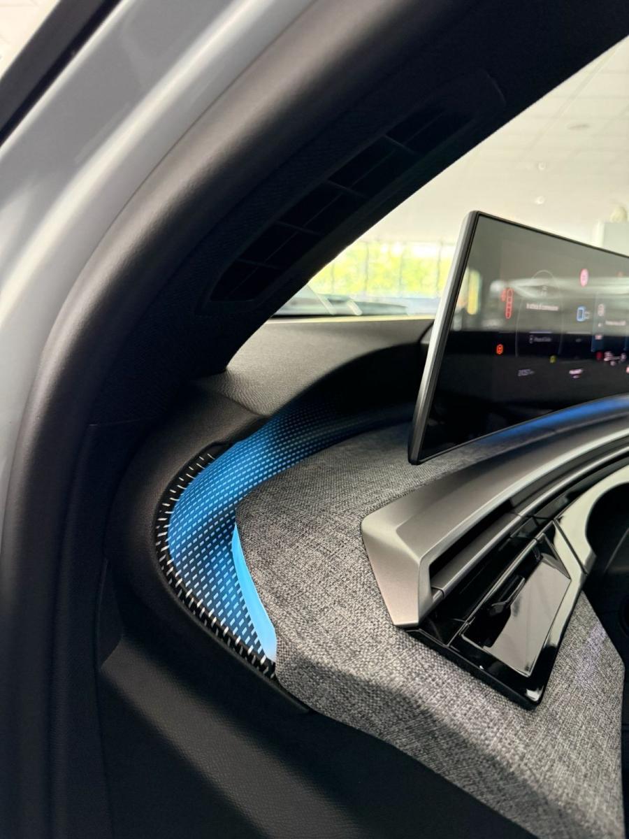 PEUGEOT - 3008 - Hybrid 145 e-DCS6 GT Exclusive