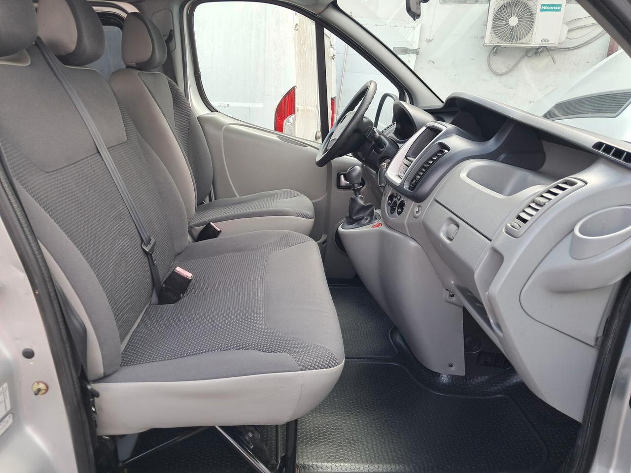 VIVARO 9 POSTI