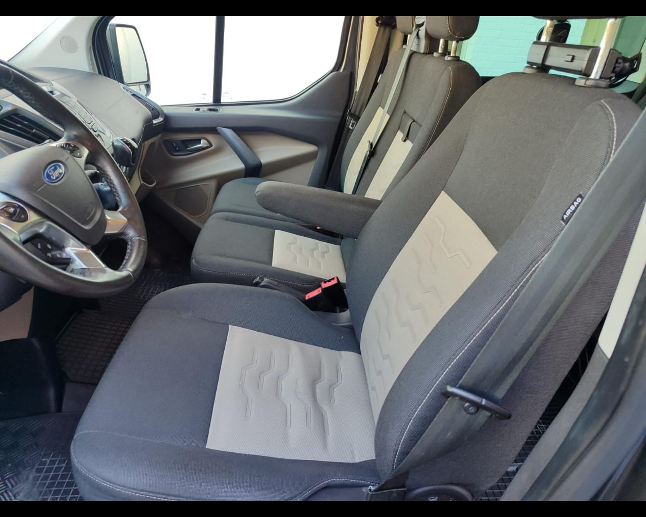 FORD Tourneo Custom 310 2.0 TDCi 130CV PC T