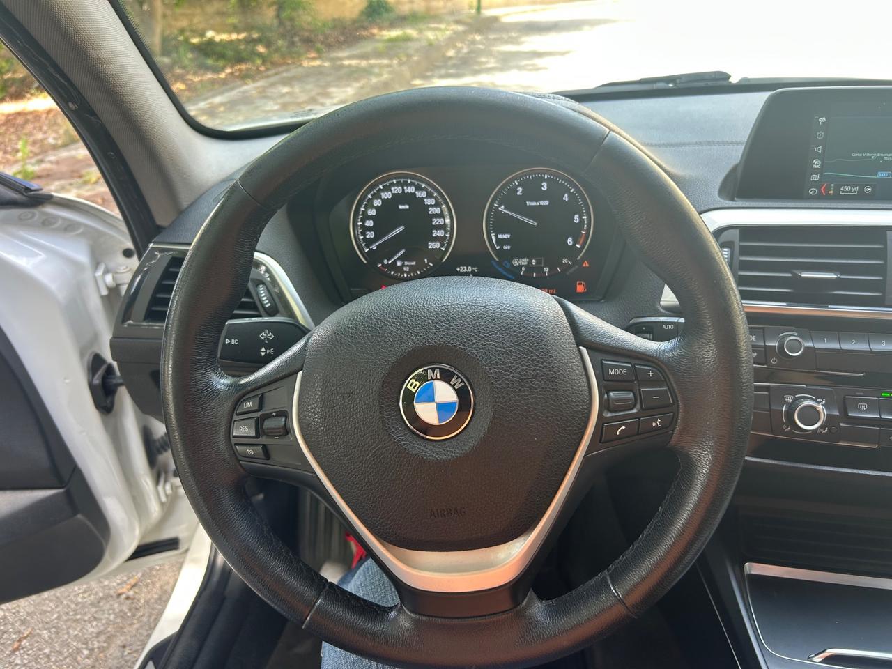 Bmw 116d 5p. Sport
