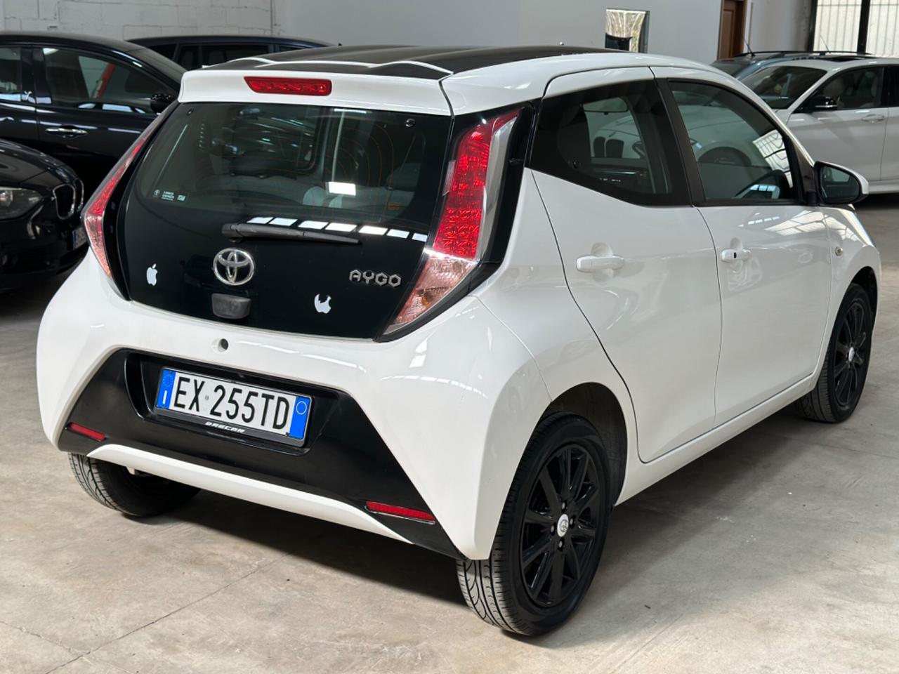 Toyota Aygo 1.0 VVT-i 69 CV 5 porte x-cite