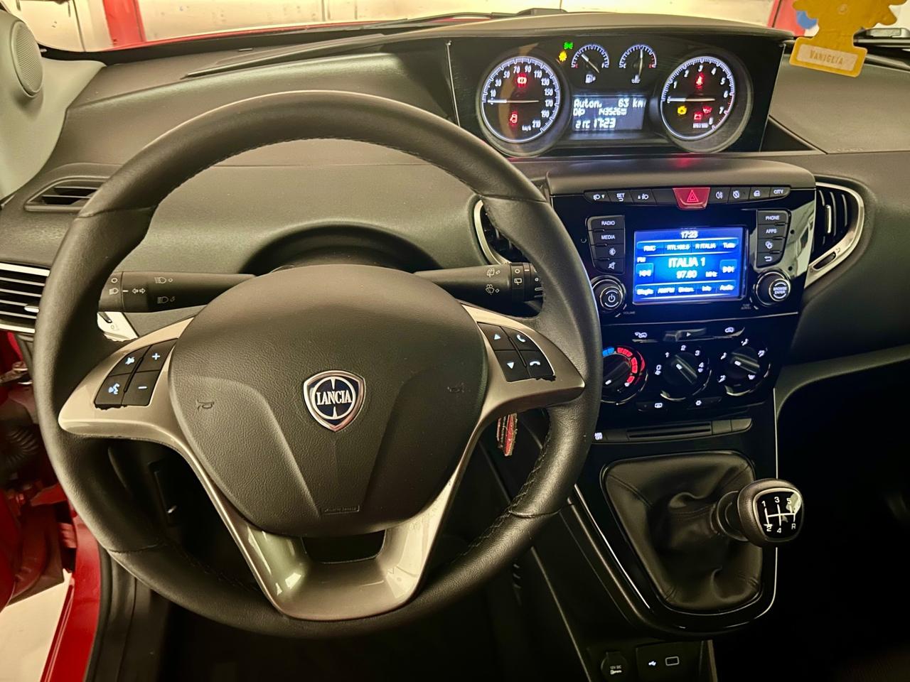 Lancia Ypsilon 1.2 69 CV 5 porte S&S Platinum