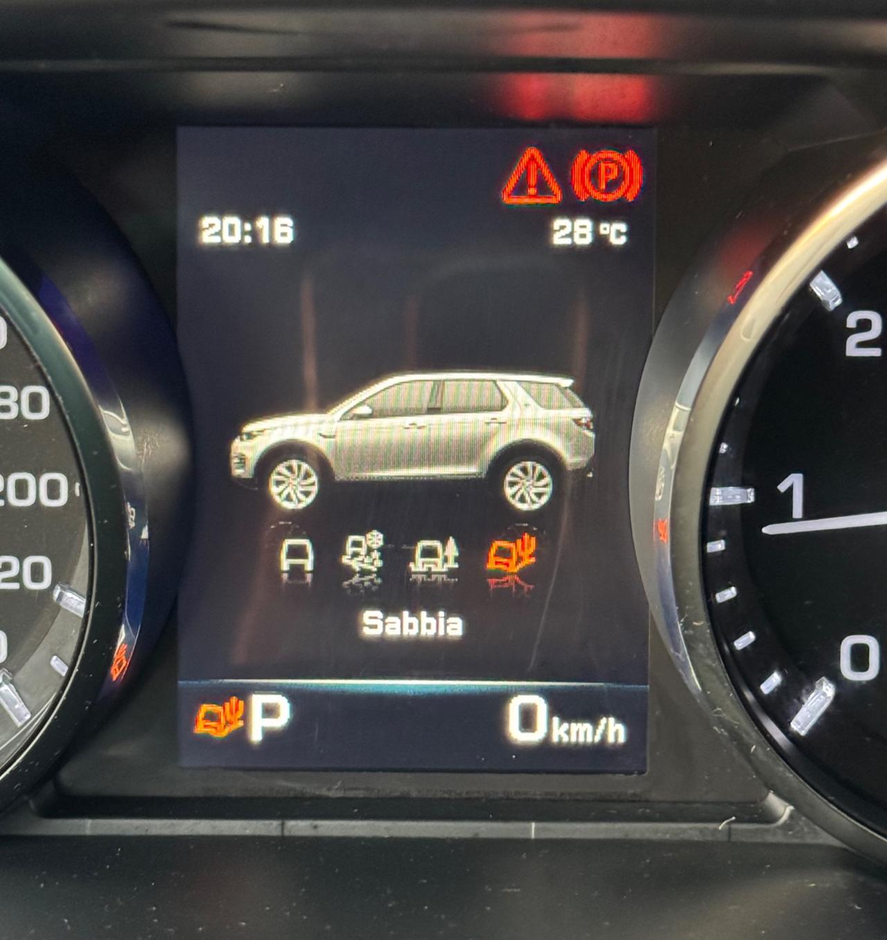 Land Rover Discovery Sport 2.0 TD4 INTERNI IN PELLE