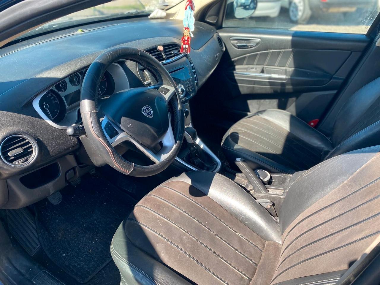 Lancia Delta 1.6 MJT DPF Platino (CARROZZERIA E MECCANICA DA RIVEDERE,AUTO MARCIANTE )