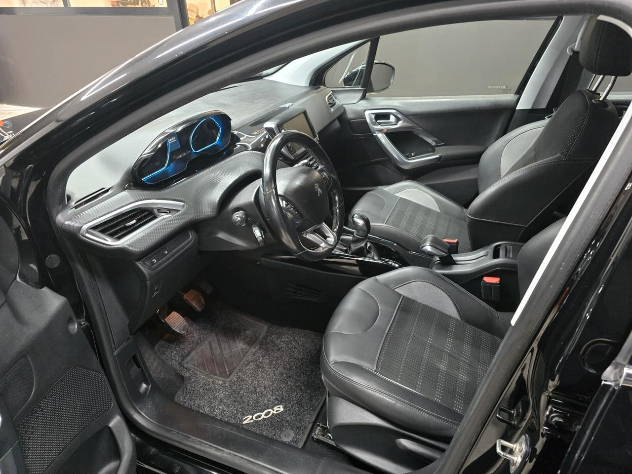 Peugeot 2008 1600hdi 102 cv allure