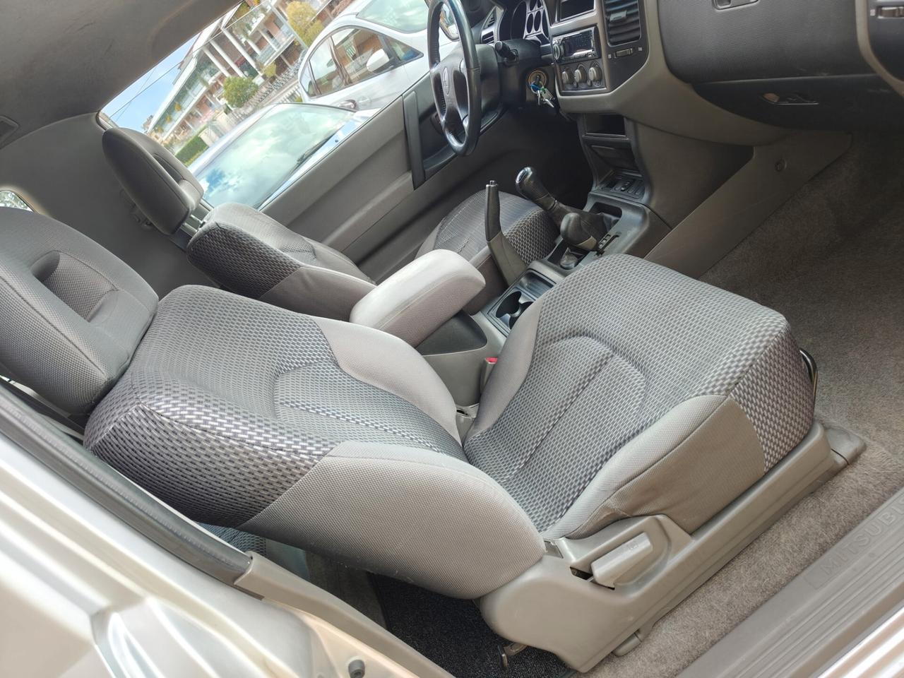 Mitsubishi Pajero 3.2 16V DI-D 3p. GLS2