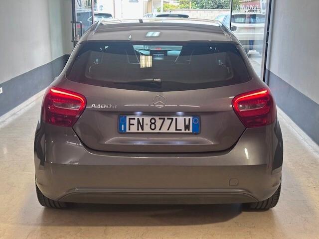 Mercedes-benz A 180 d Automatic Sport UNIPRO
