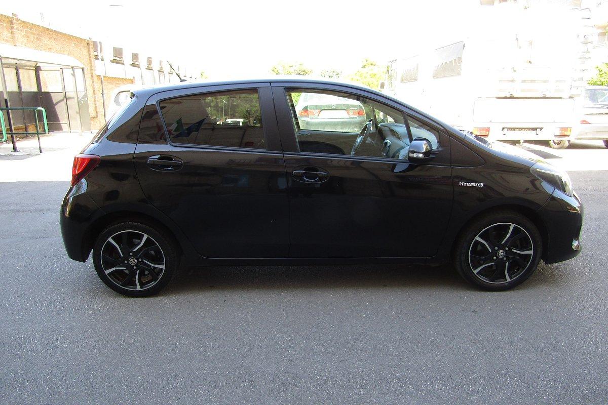 TOYOTA Yaris 1.5 Hybrid 5 porte Style