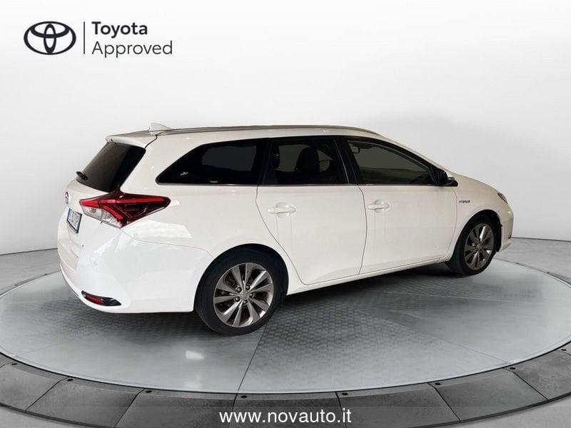 Toyota Auris 1.8 Hybrid Lounge