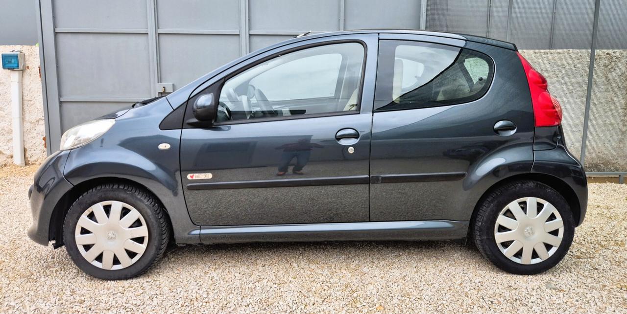 Peugeot 107 "UNICO PROPRIETARIO"