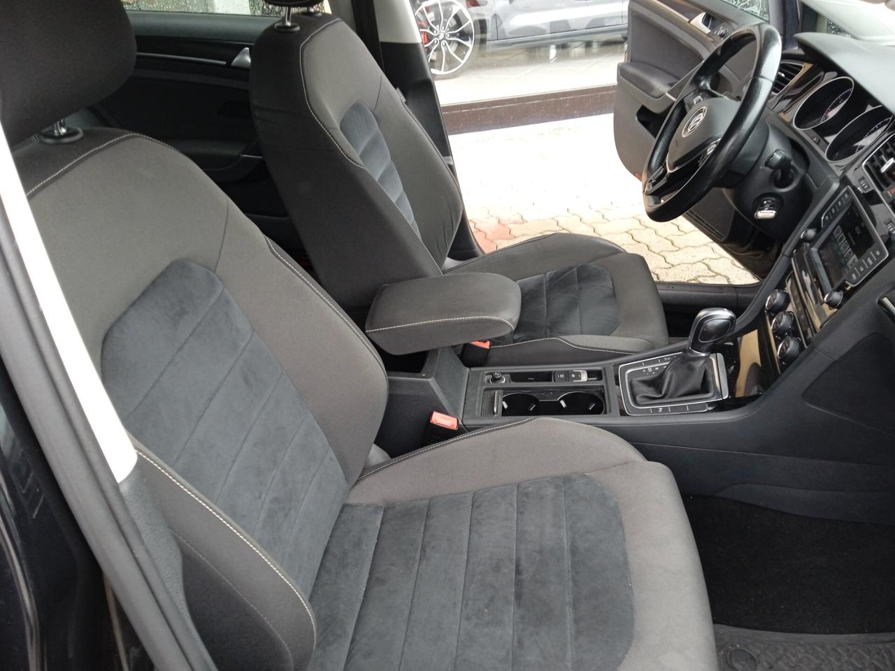 Volkswagen Golf TSI HIHGLINE 17" SENS PARK DOPPI NAVY CRUISE CONTROL SEDILI SPORTIVI IN ALCANTARA