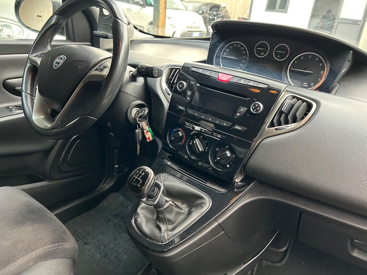 Lancia Ypsilon Benzina Metano