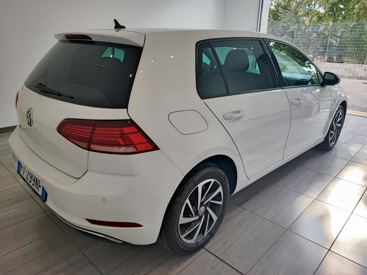 Volkswagen Golf 1.6 TDI 5p. Sport BlueMotion Technology