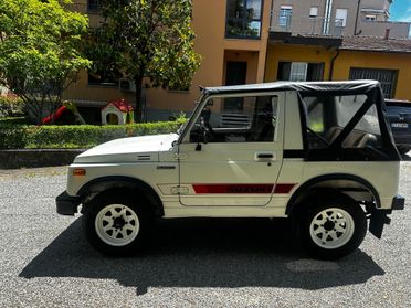 Suzuki SJ 410 SJ410 Cabriolet De Luxe