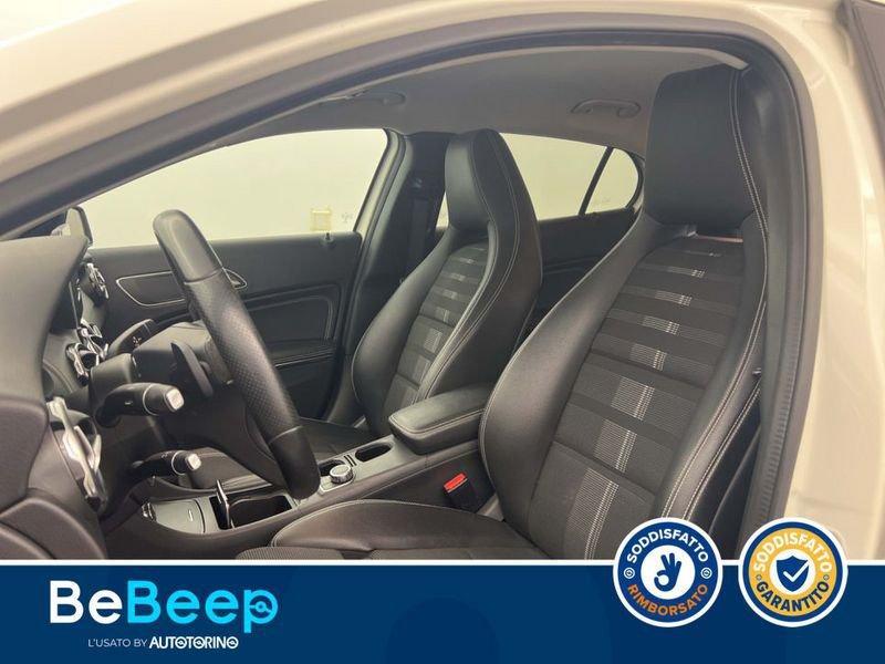 Mercedes-Benz GLA 200 D SPORT AUTO