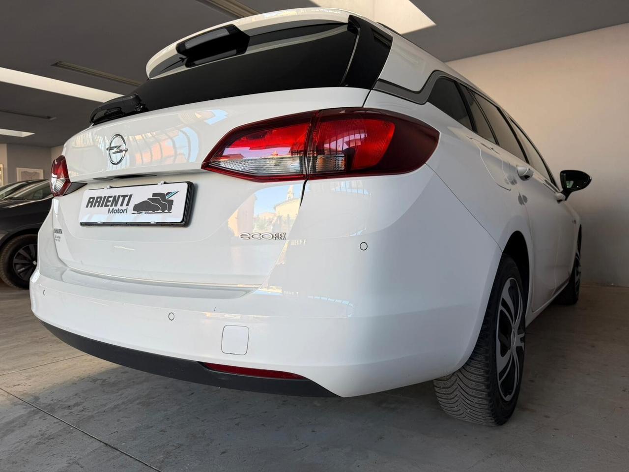 Opel Astra Sports Tourer 1.0cc INNOVATION 105cv - 1 PROPRIETARIO FULL OPT.