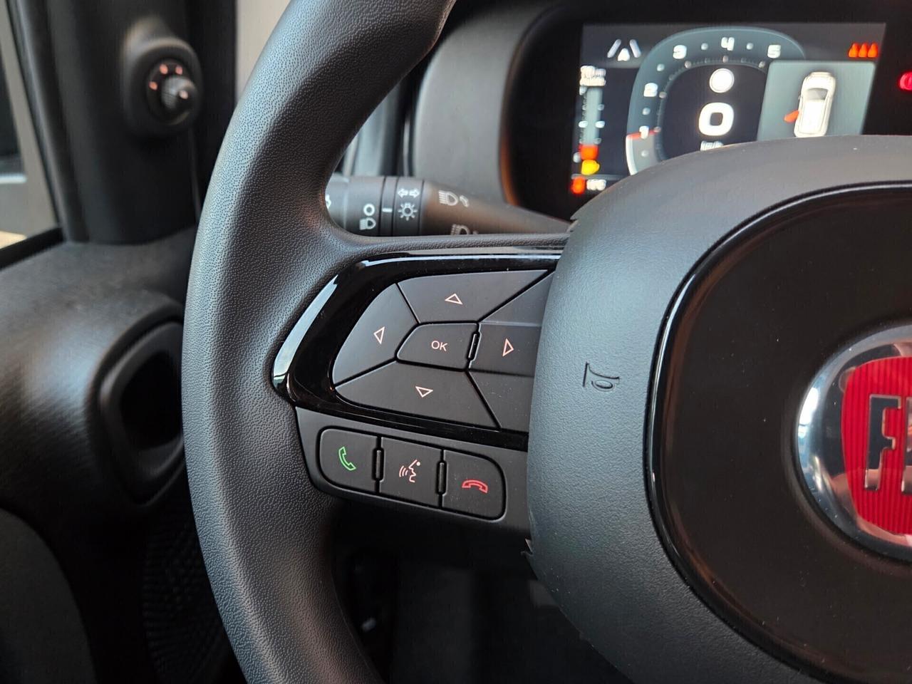 Fiat Panda 1.0 Hybrid ICON KM0