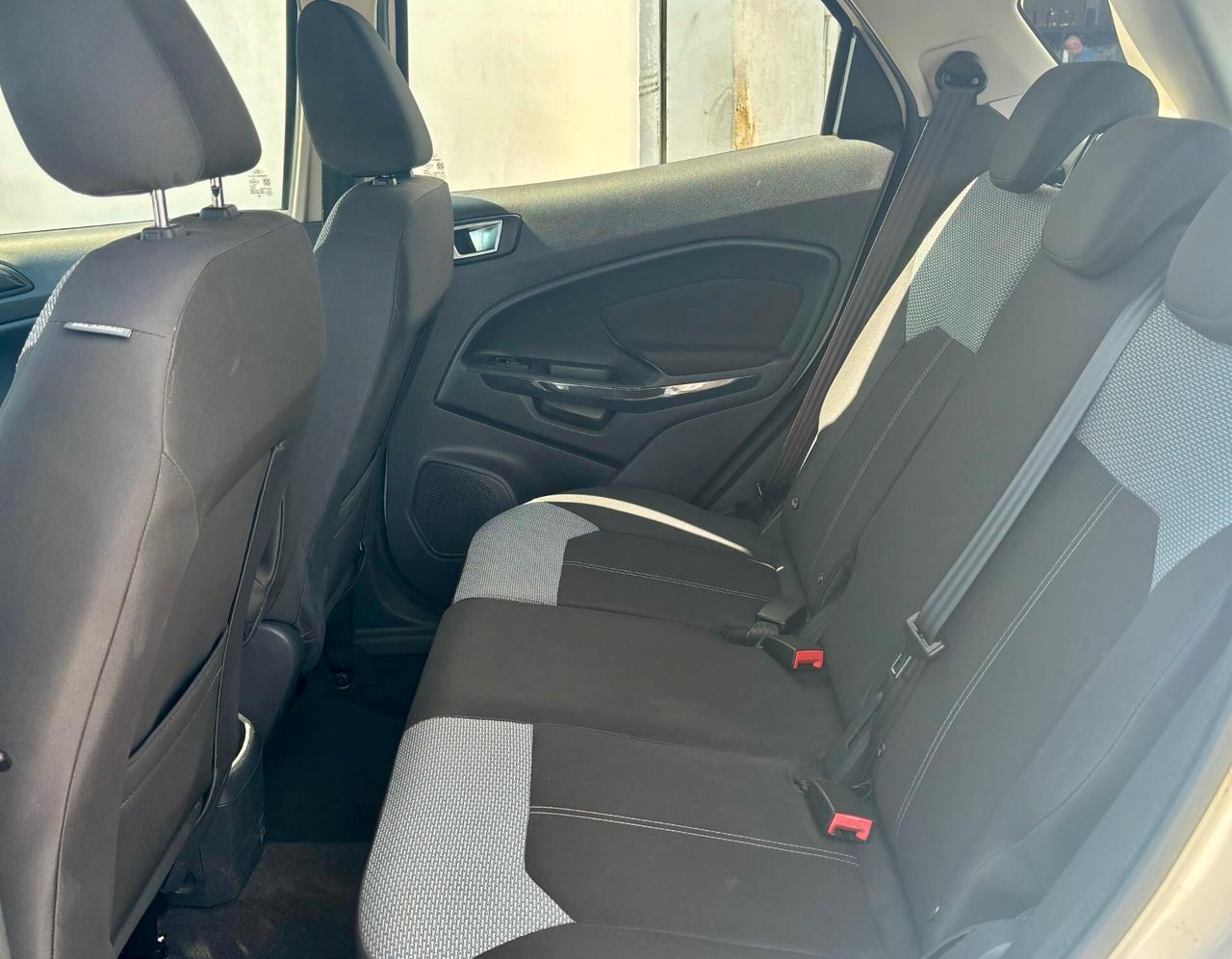 Ford EcoSport 1.5 TDCi 95 CV Titanium