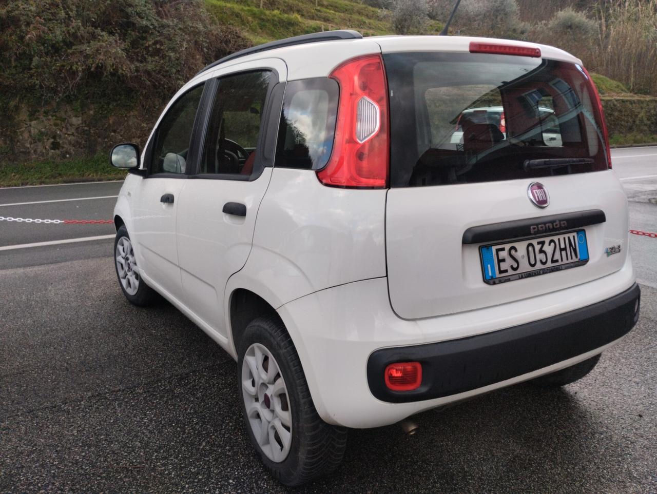 Fiat Panda 0.9 TwinAir Turbo Natural Power Lounge