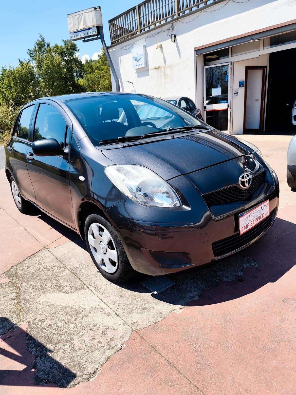 Toyota Yaris 1.0 5 porte Now Eco