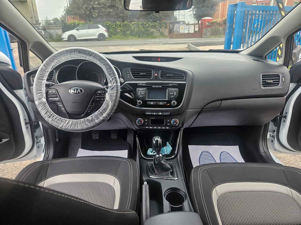 Kia Ceed cee'd 1.4 CRDi 5 porte Cool