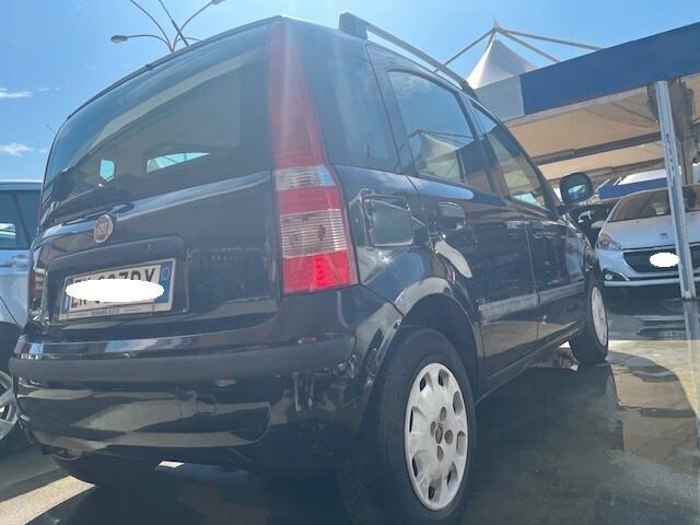 FIAT PANDA 1,2 CON SOLI 135 MILA KM!