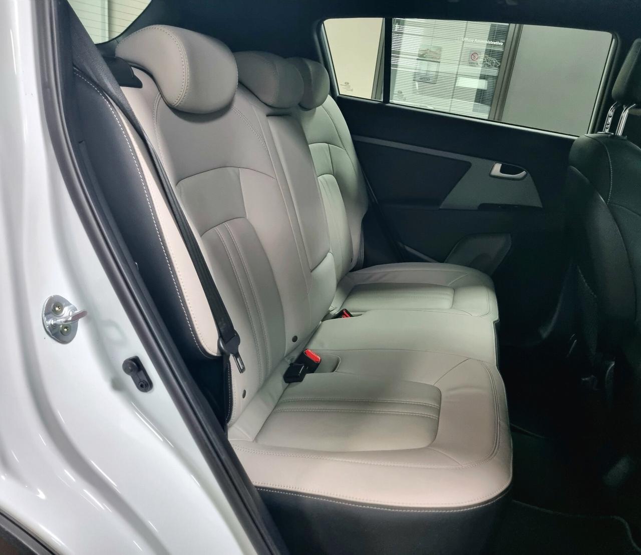 KIA SPORTAGE 2.0 CRDI VGT 184CV AWD REBEL